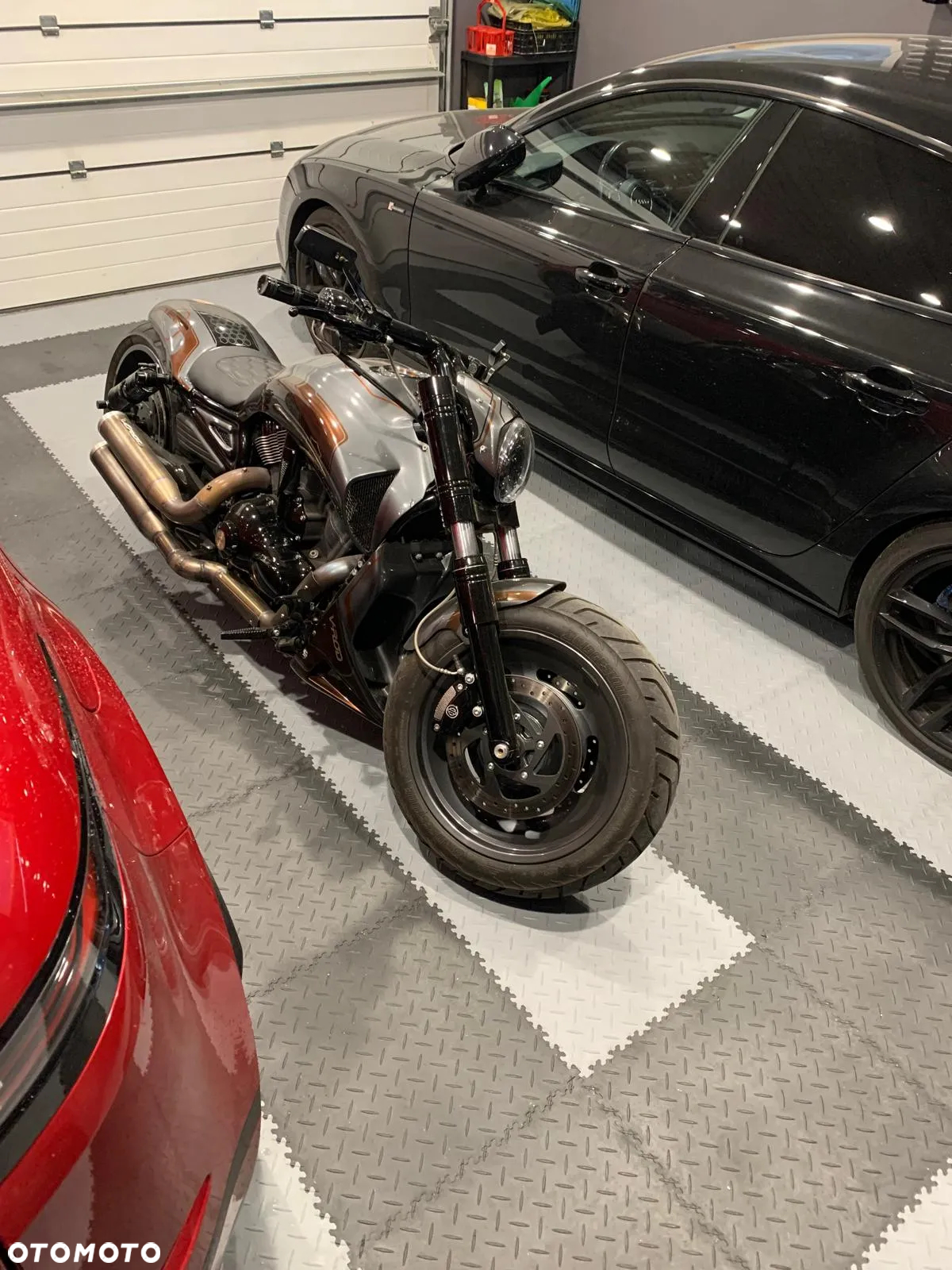 Harley-Davidson V-Rod Night Rod - 11