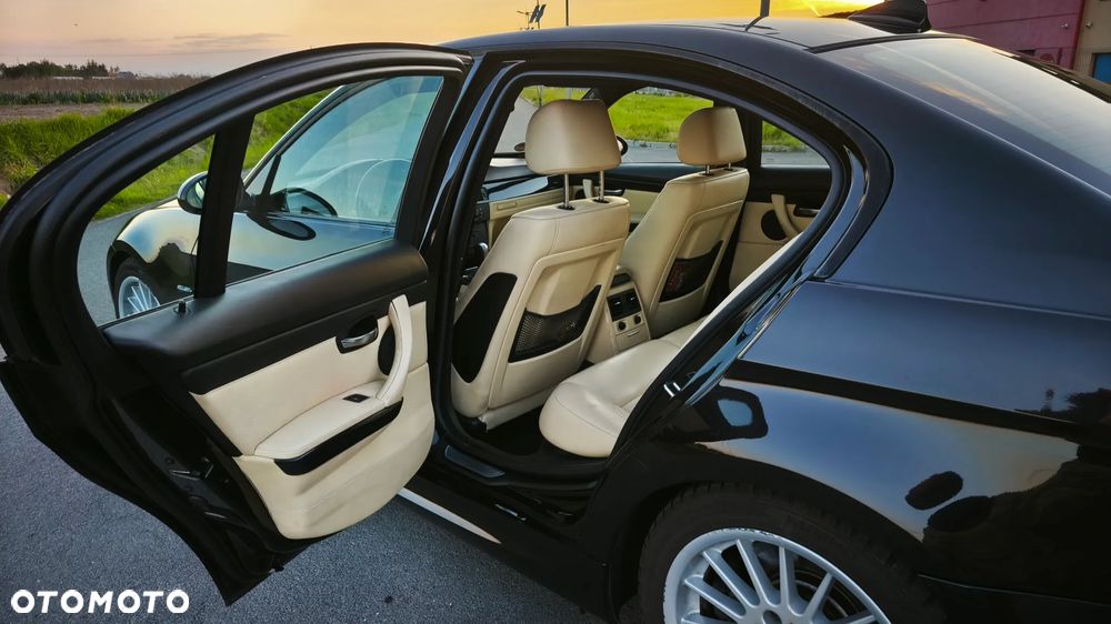 BMW Seria 3 330d DPF - 13