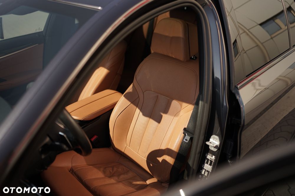 BMW Seria 5 540i xDrive M Sport sport - 10