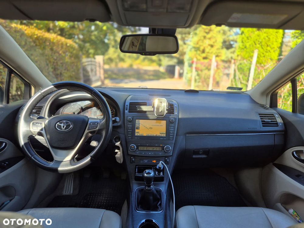 Toyota Avensis 2009 photo 4