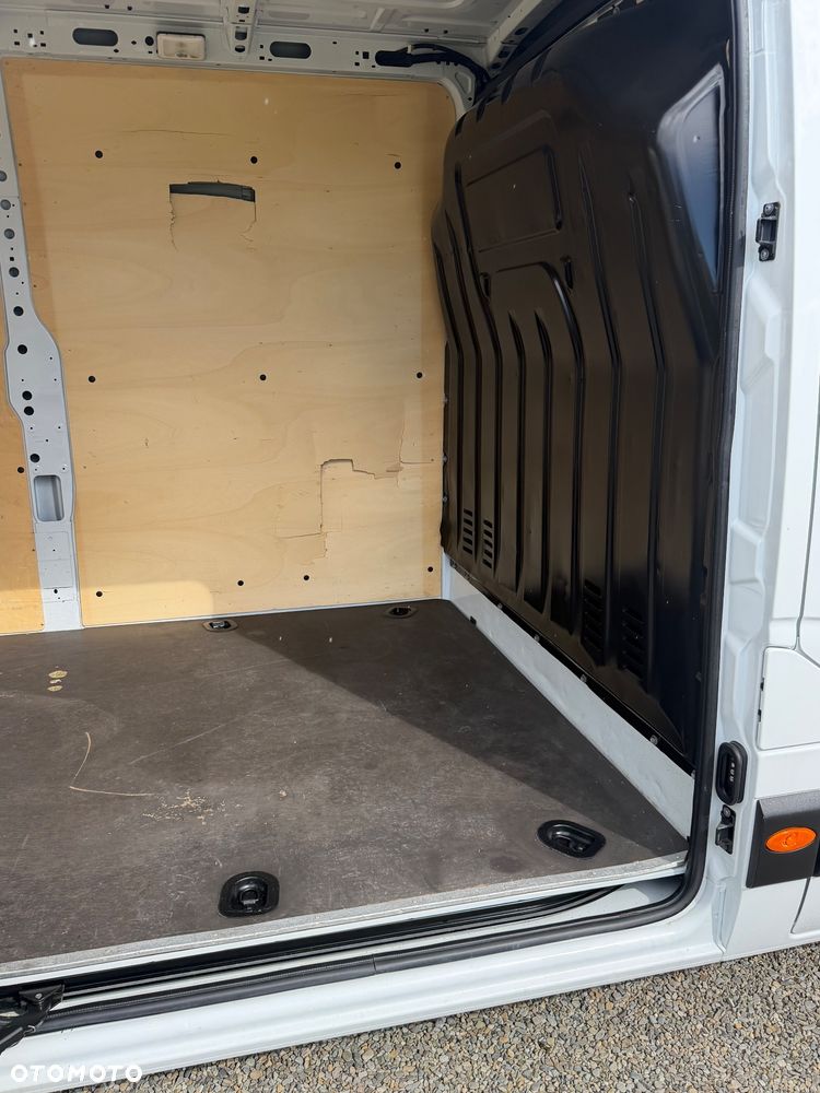 Renault Master - 17