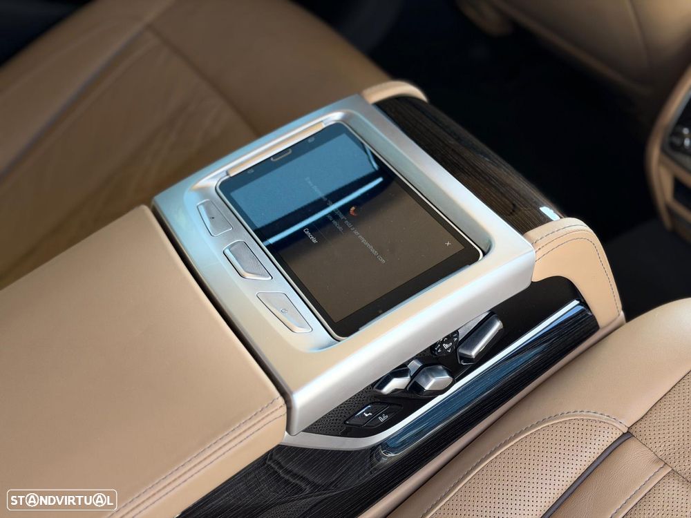 BMW 750 d xDrive Pack M - 46