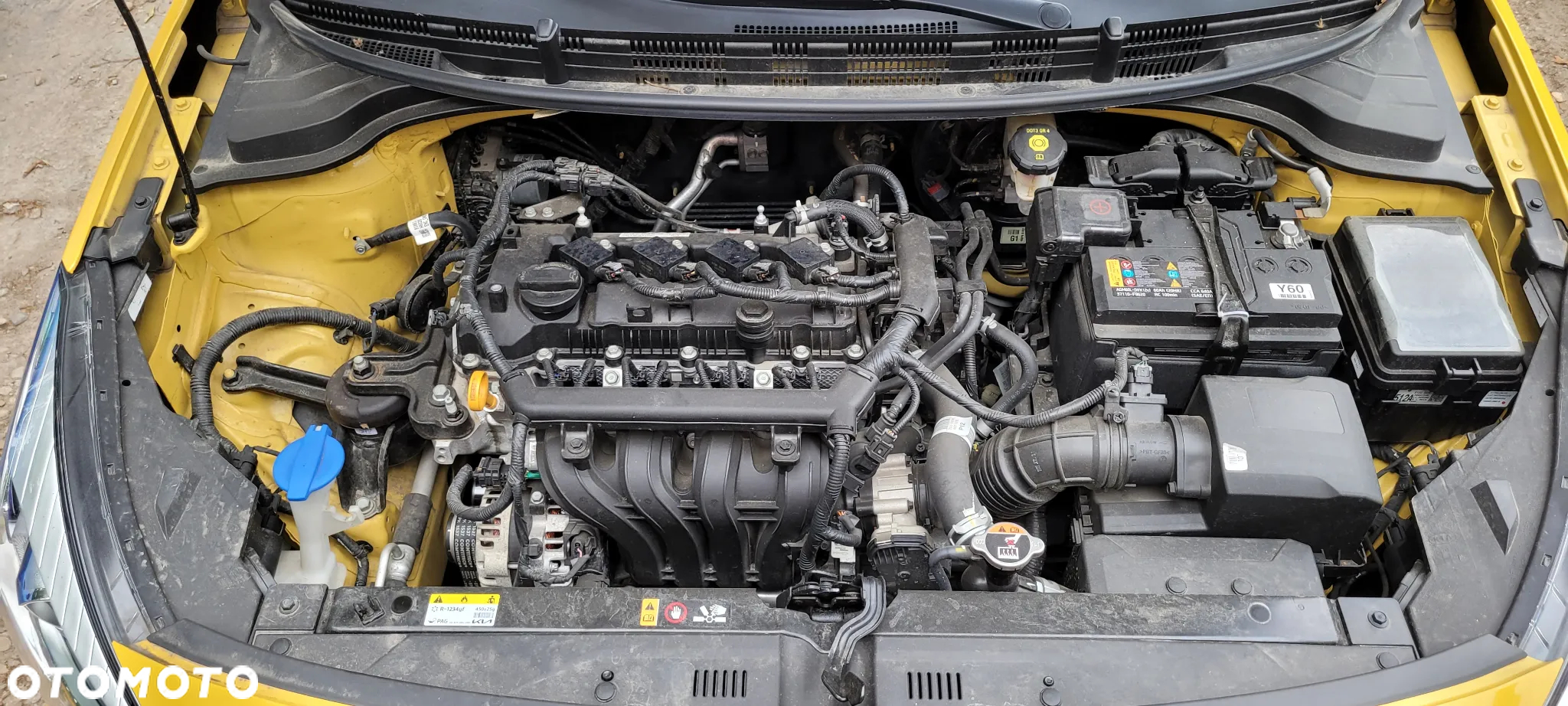 Kia Rio 1.2 L - 16