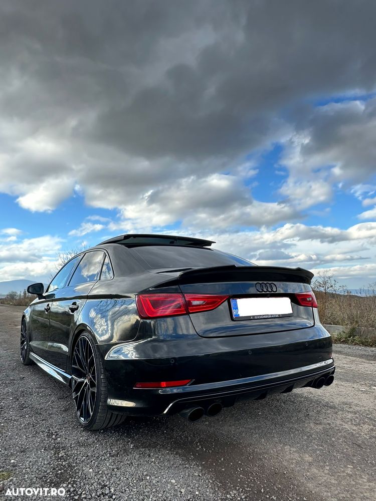 Audi S3 2.0 TFSI quattro Stronic - 1