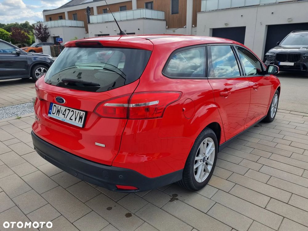 Ford Focus 1.0 EcoBoost Trend - 4