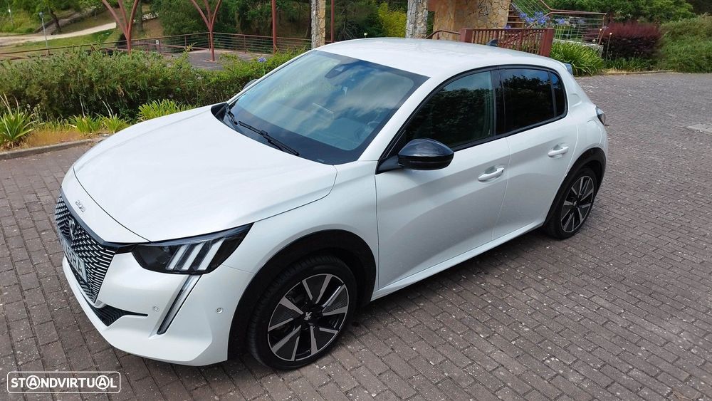 Peugeot e-208 50 kWh GT - 1