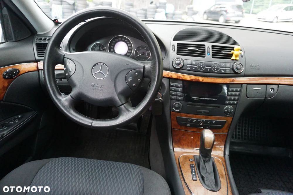 Mercedes-Benz Klasa E - 13