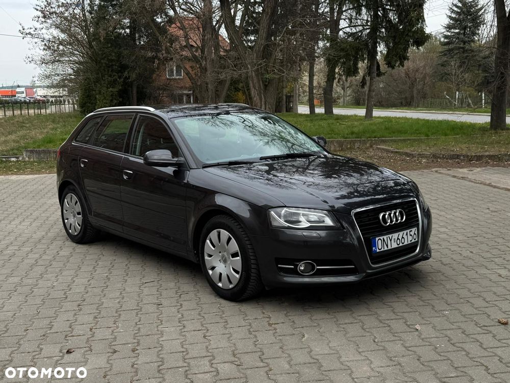 Audi A3 Sportback - 4