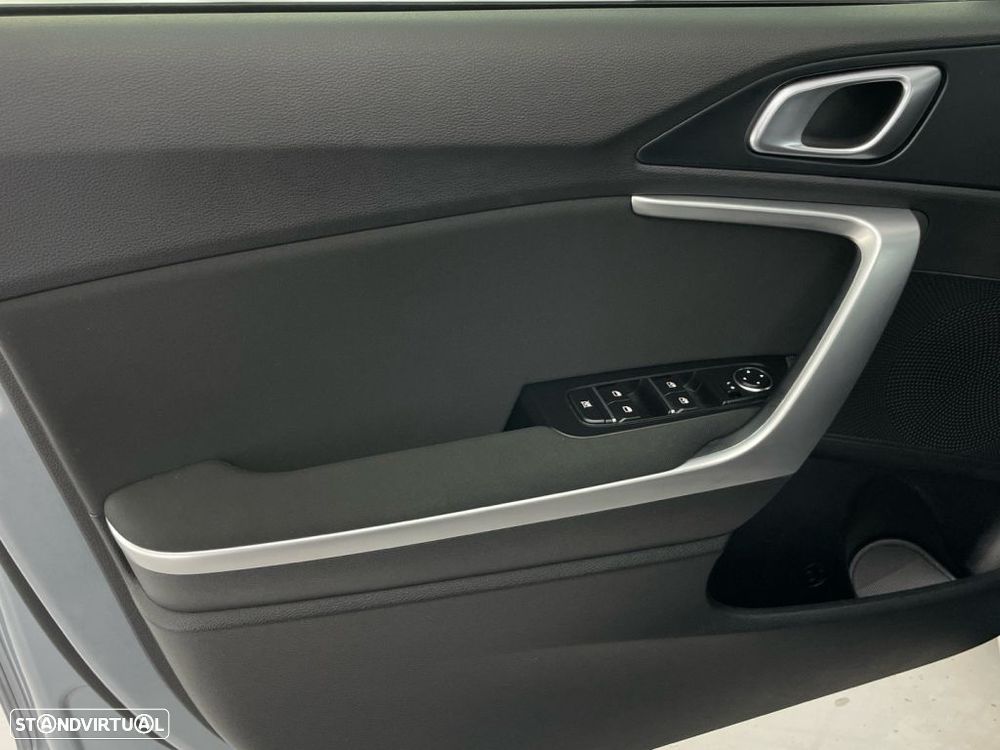 Kia XCeed 1.0 T-GDI Drive - 18