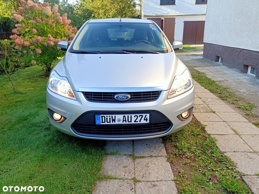 Ford Focus 1.6 Trend - 12