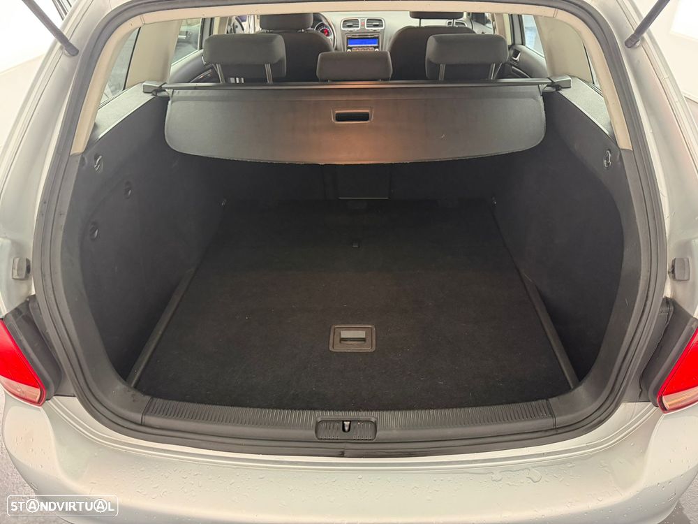 VW Golf Variant - 14