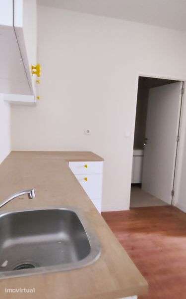 Apartamento T1 para arrendamento - Grande imagem: 2/3