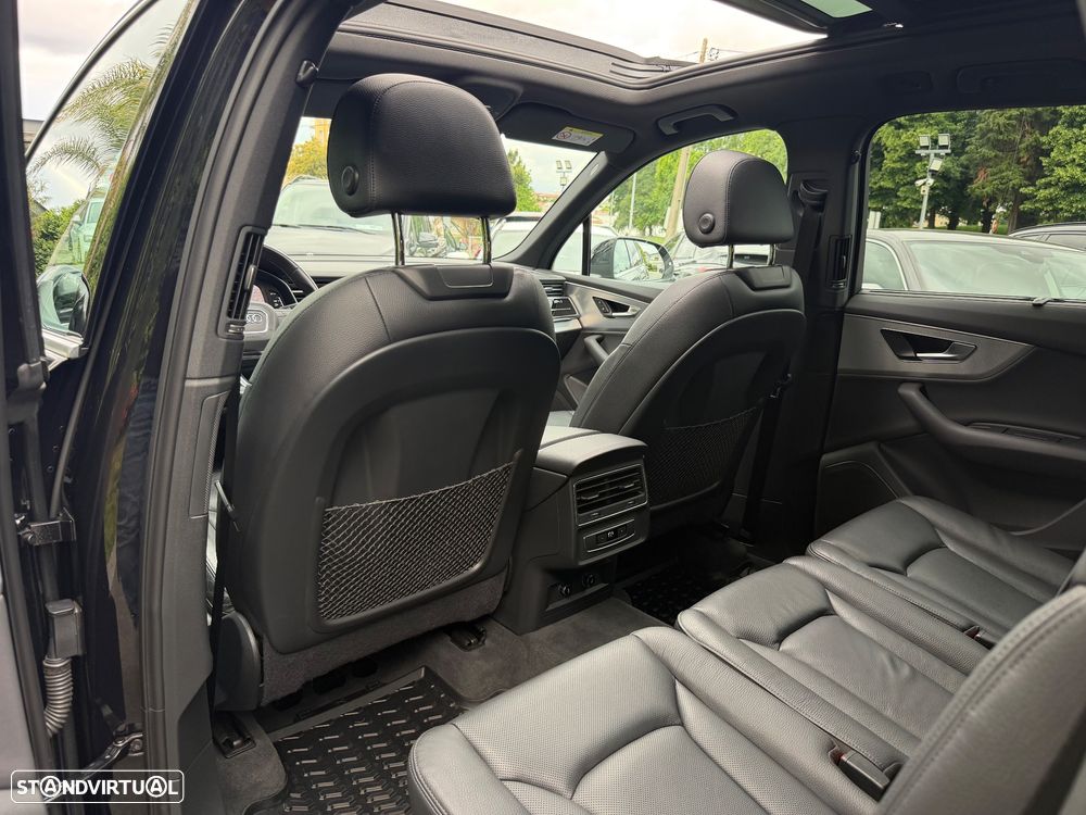 Audi Q7 - 21