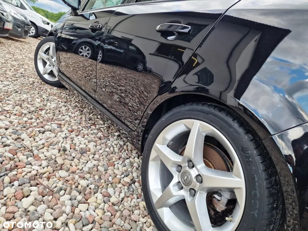 Opel Corsa 1.6 Turbo GSi - 25