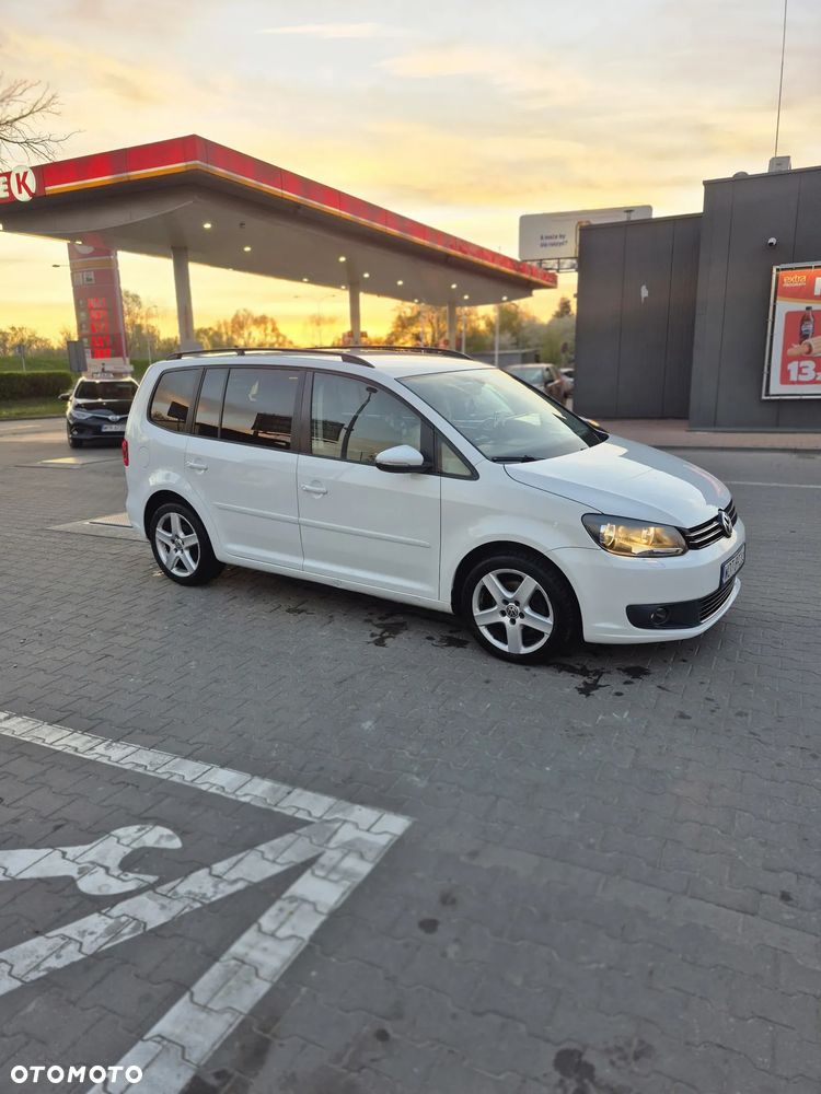 Volkswagen Touran 2.0 TDI DPF Highline DSG - 1