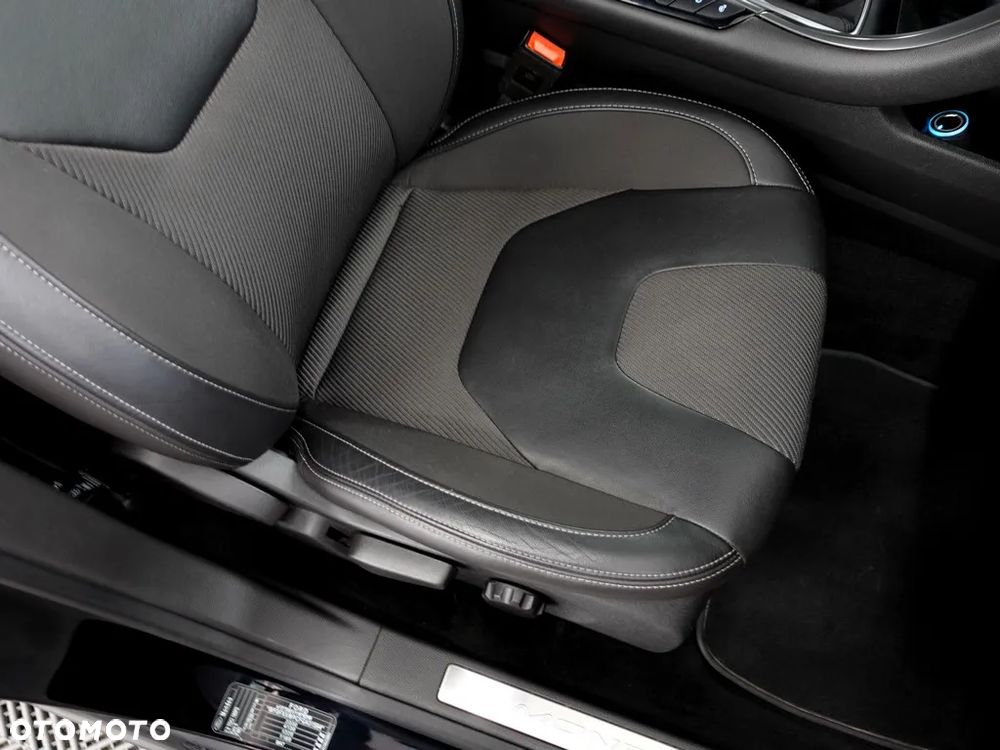 Ford Mondeo 2.0 TDCi Titanium - 13