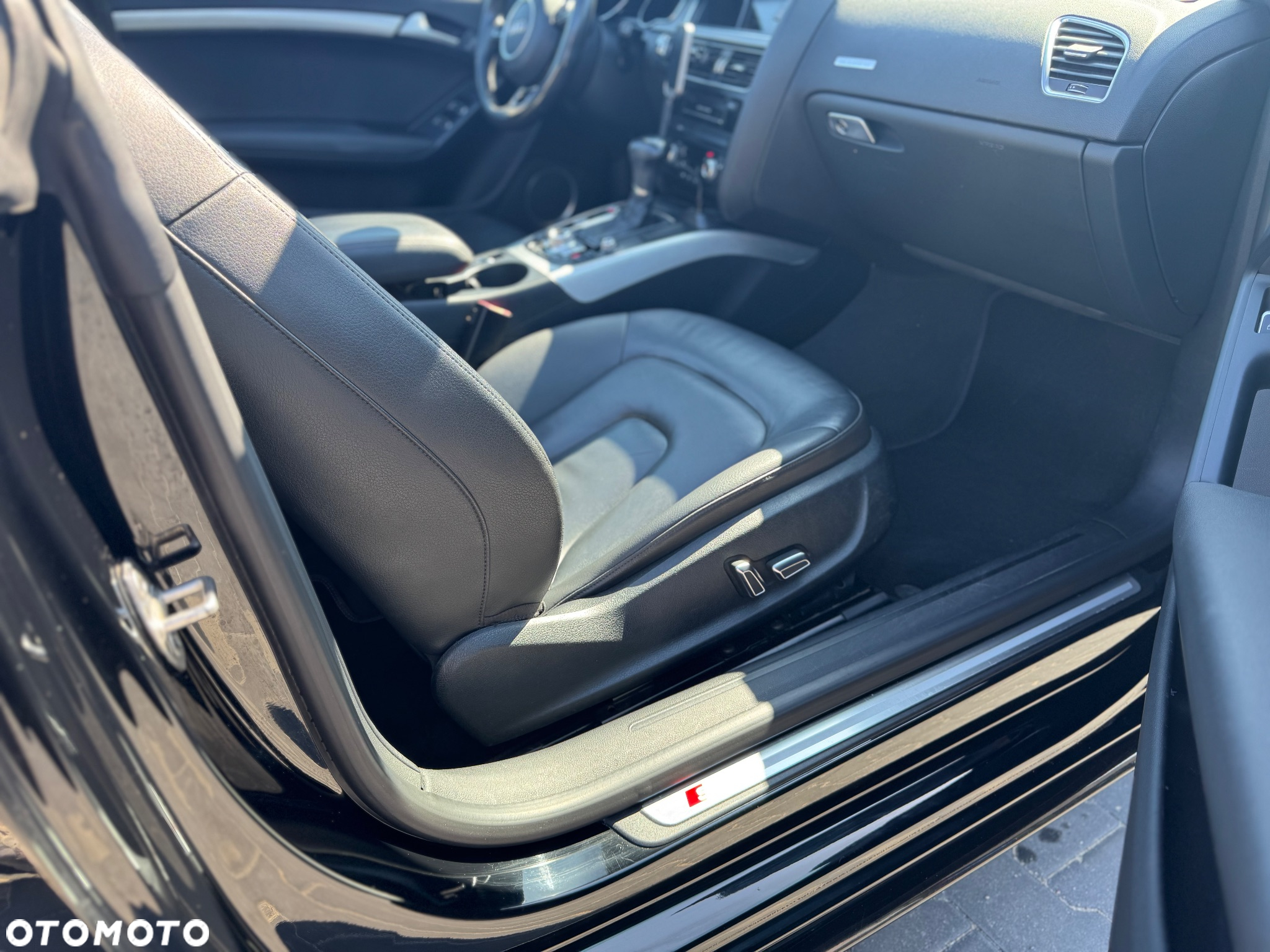 Audi A5 Cabrio 2.0 TFSI quattro S tronic - 35