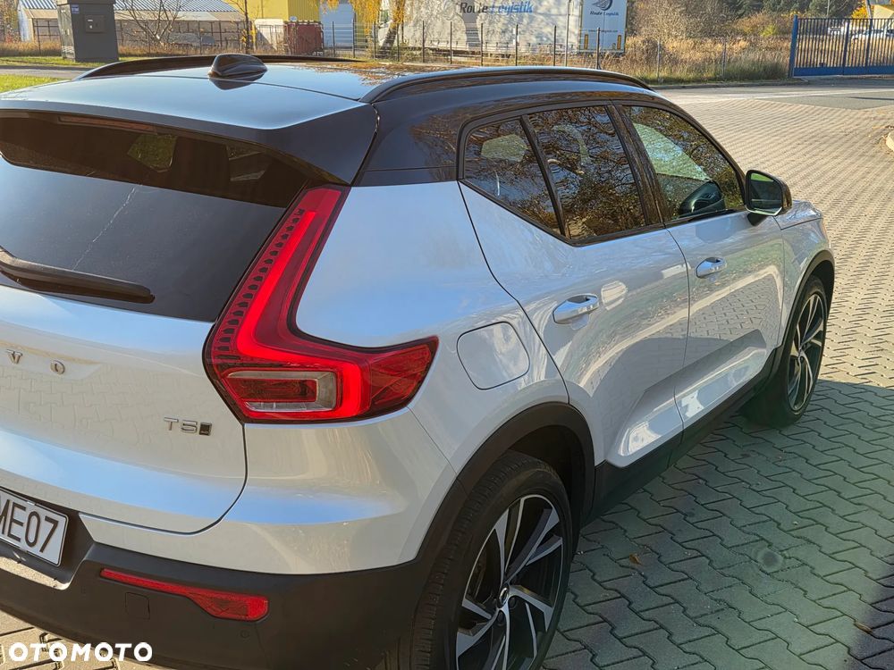 Volvo XC 40 T5 AWD R-Design - 3
