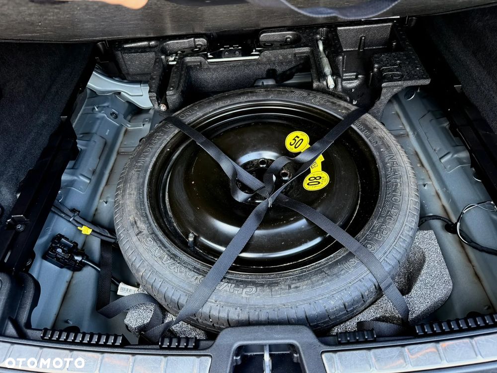 Volvo XC 60 B5 B Momentum - 25