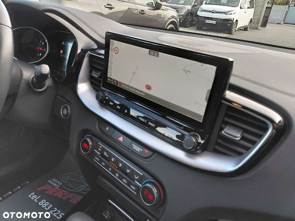 Kia Ceed - 17