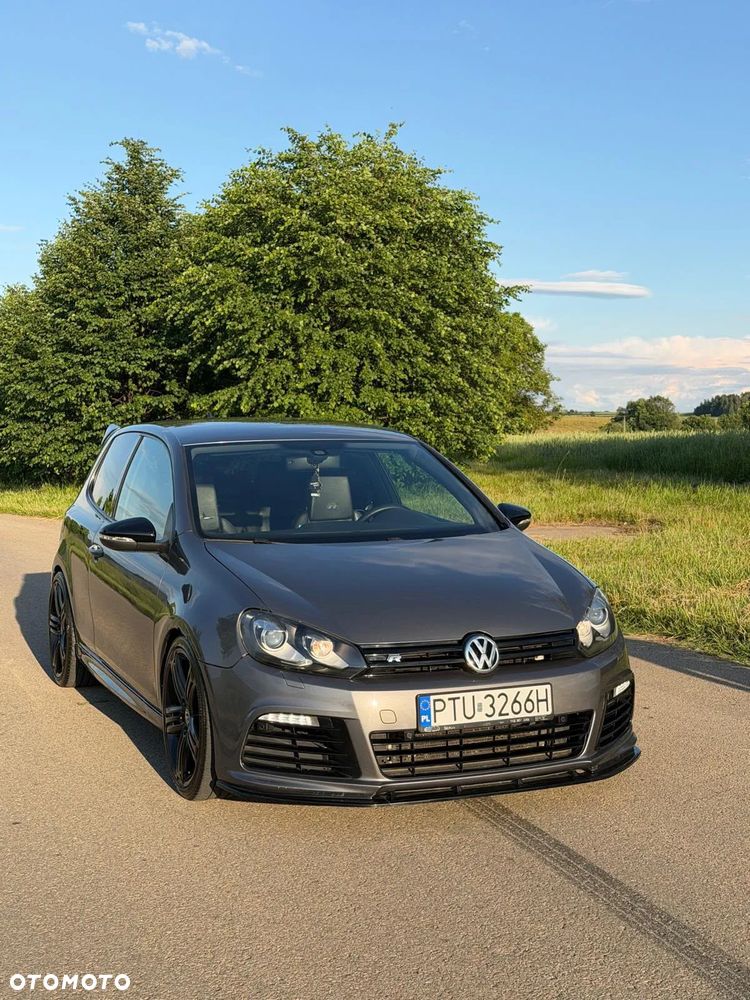 Volkswagen Golf 2010 photo 2