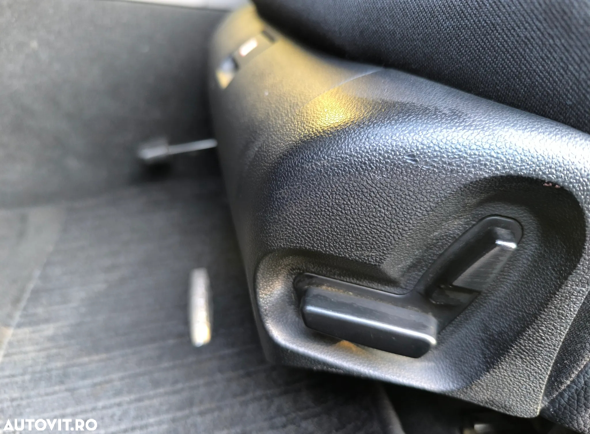 Mercedes-Benz E 220 T CDI Automatik Avantgarde DPF - 17