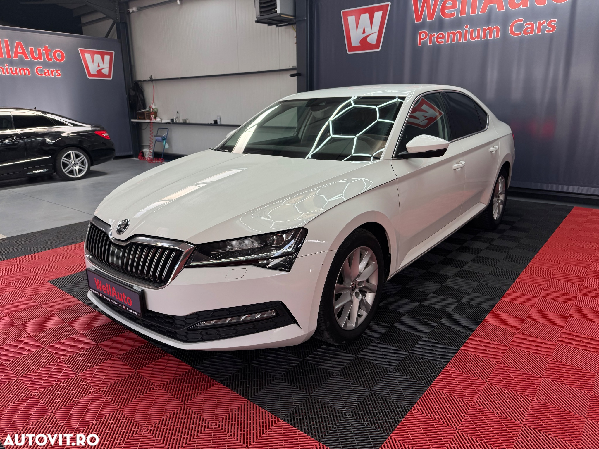 Skoda Superb - 2