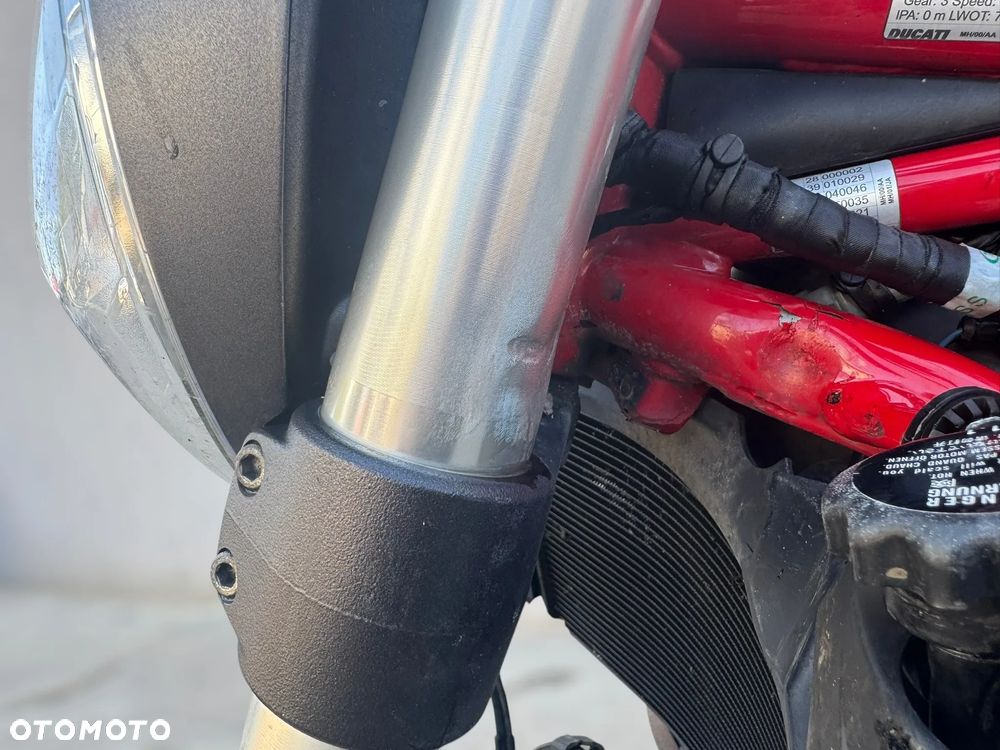 Ducati Monster - 21