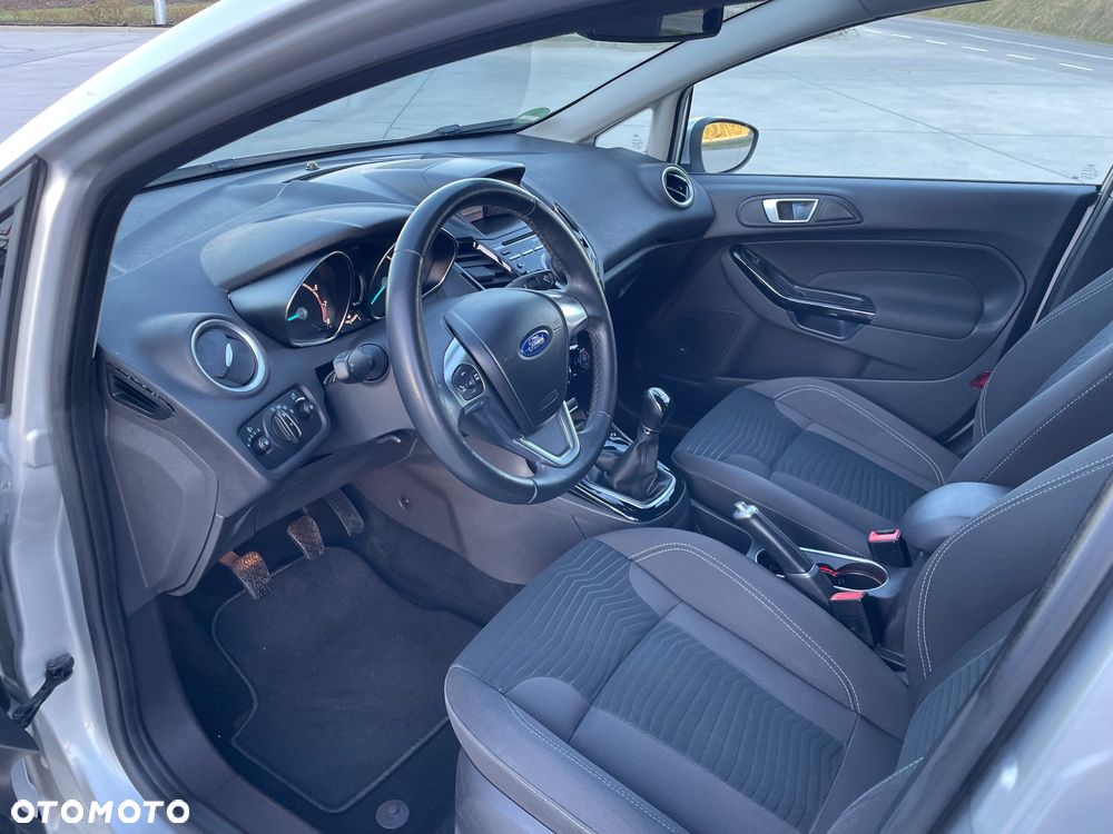 Ford Fiesta 1.0 EcoBoost Titanium - 11