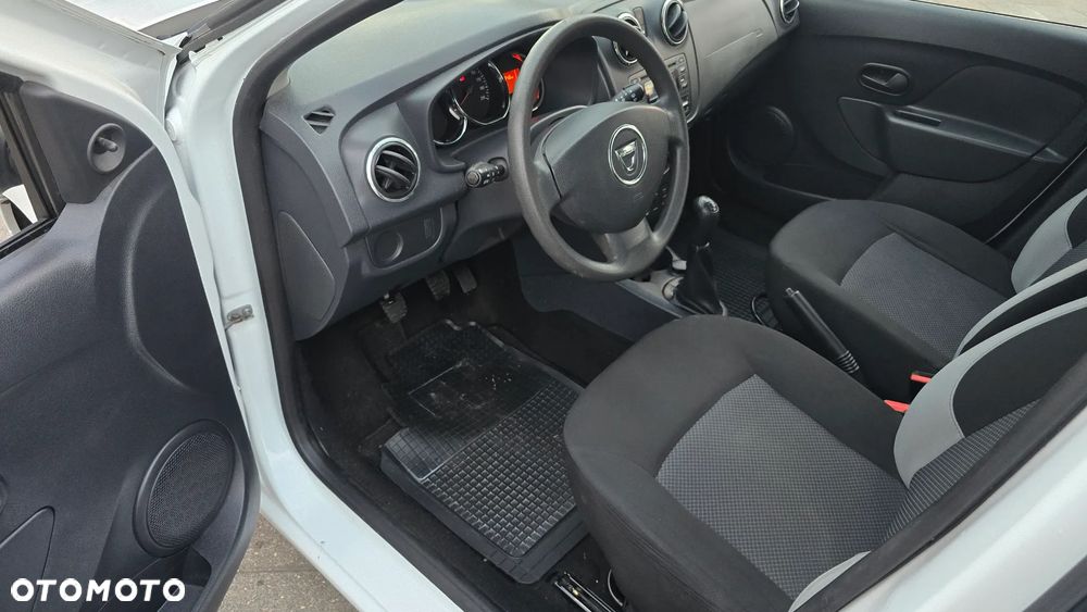 Dacia Sandero - 25