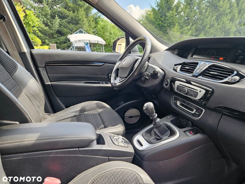 Renault Scenic 1.5 dCi Bose - 21