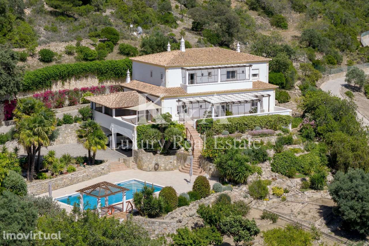 Quinta com duas casas independentes, no Algarve Central. - Grande imagem: 2/38