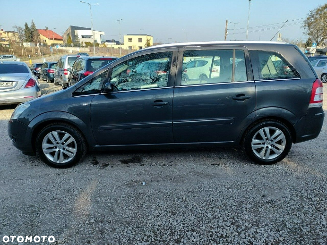 Opel Zafira - 9