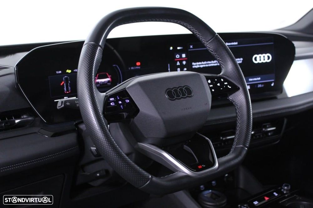 Audi Q6 e-tron - 23