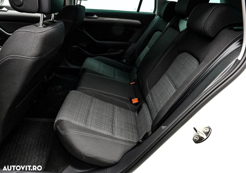 Volkswagen Passat Variant 1.5 TSI ACT OPF DSG Comfortline - 15