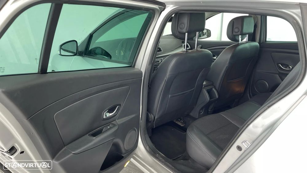 Renault Mégane Sport Tourer 1.5 dCi Dynamique S - 13