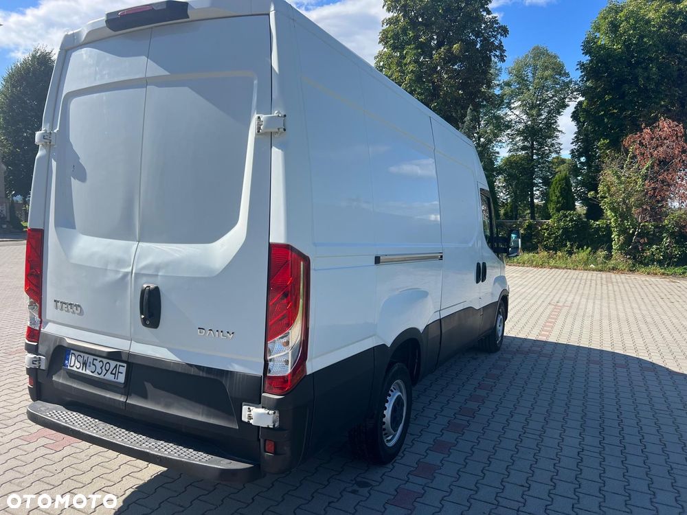 Iveco Daily 35-140 L3H2 - 2