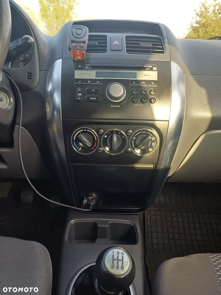Suzuki SX4 1.6 VVT 4x4 Club - 2