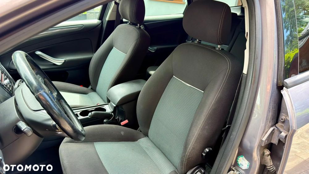 Ford Mondeo 2.0 TDCi Trend - 37