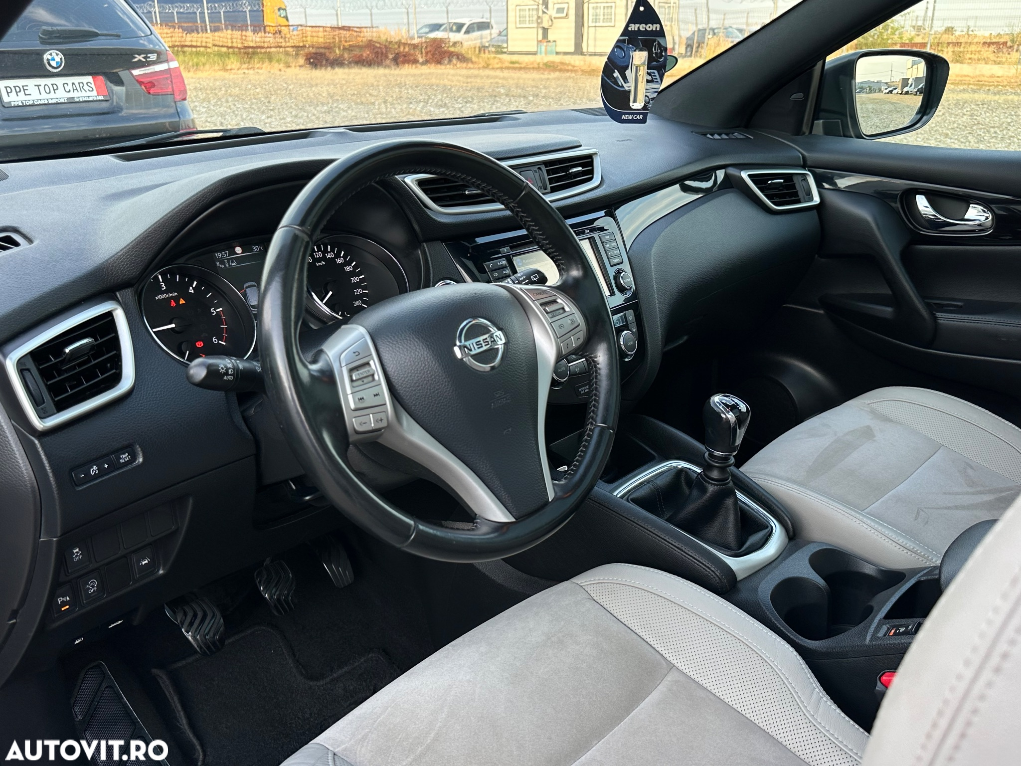 Nissan Qashqai 1.5 DCI TEKNA+ - 16