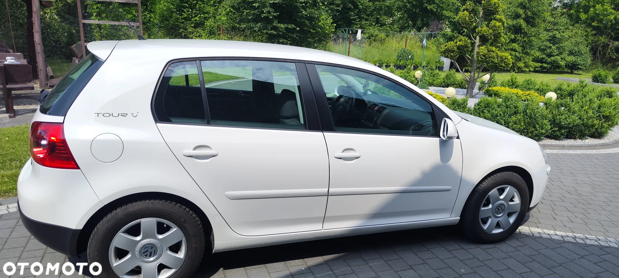 Volkswagen Golf - 11