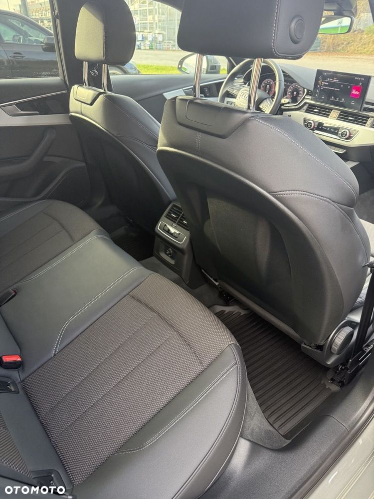 Audi A4 Limousine - 7