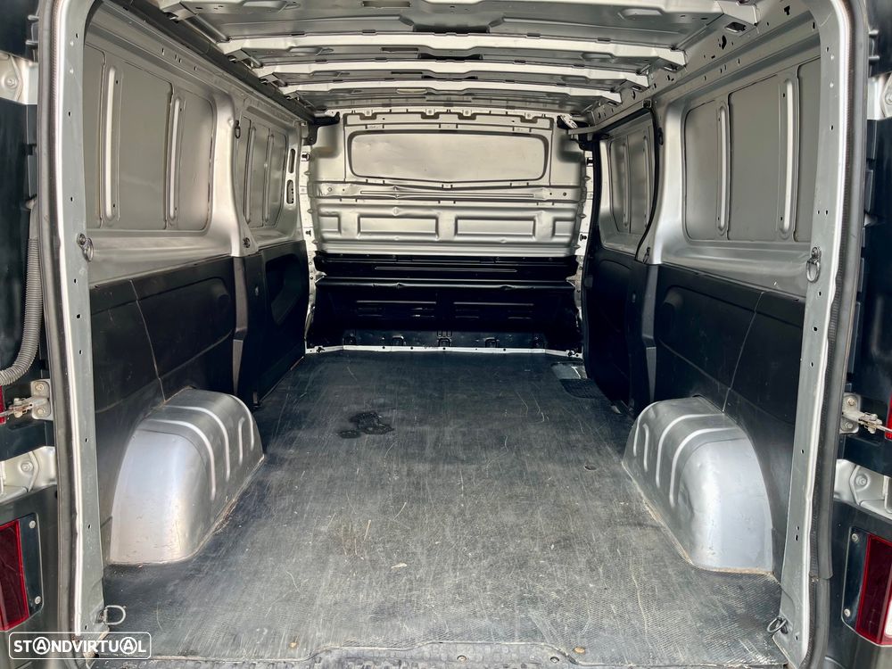 Fiat Talento Versão Longa - 17