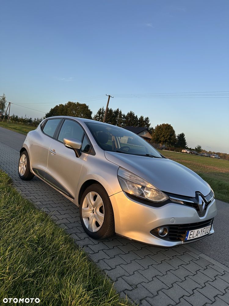 Renault Clio - 6