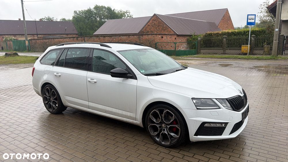 Skoda Octavia 2.0 TDI 4x4 DSG RS - 7