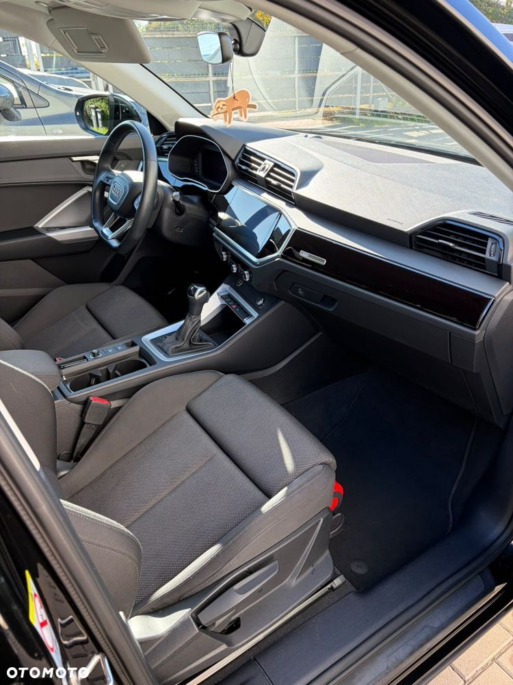 Audi Q3 - 10