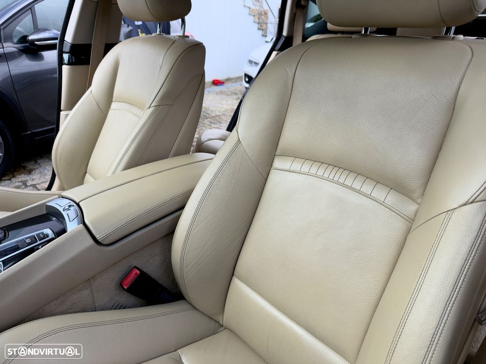 BMW 520 Gran Turismo d Line Luxury - 42