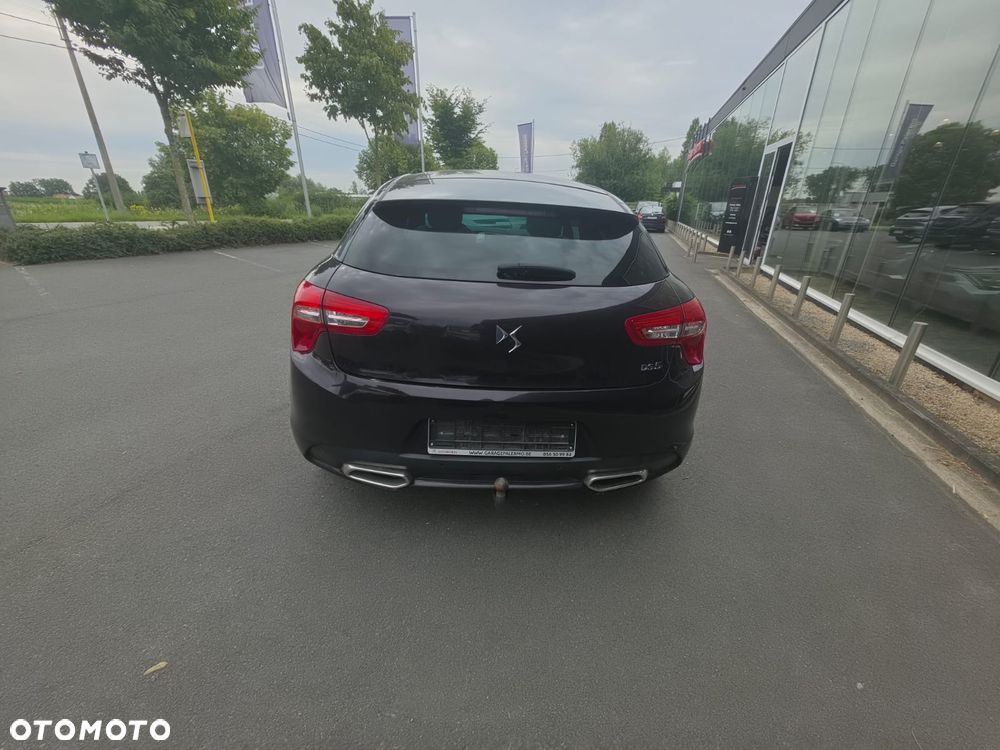 DS Automobiles DS 5 - 12