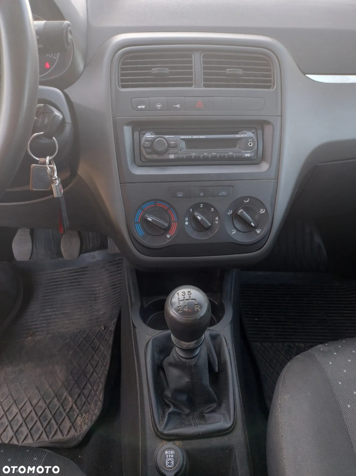 Fiat Grande Punto - 6