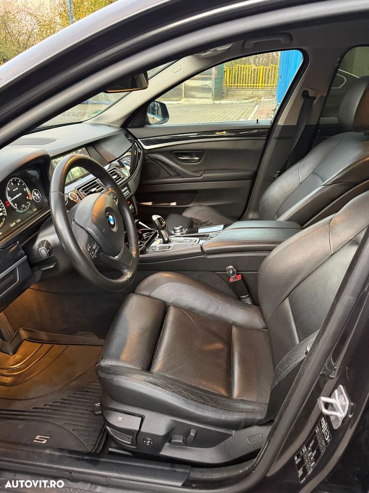BMW Seria 5 520d Aut. - 14